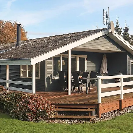 Three-bedroom Holiday In 1 * Nordenbro Vesteregn