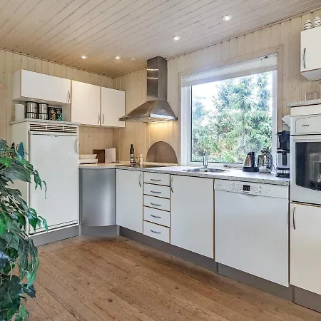 Three-bedroom Holiday In 1 Dom wakacyjny